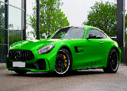 Zielony, Mercedes-Benz AMG GTR