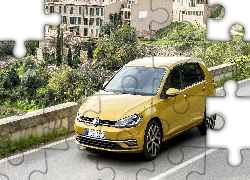 Żółty, Volkswagen Golf 7, Facelift